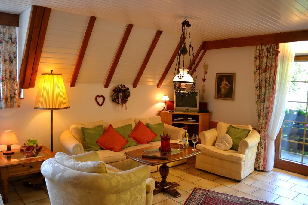 Haus Bachschwalbe *